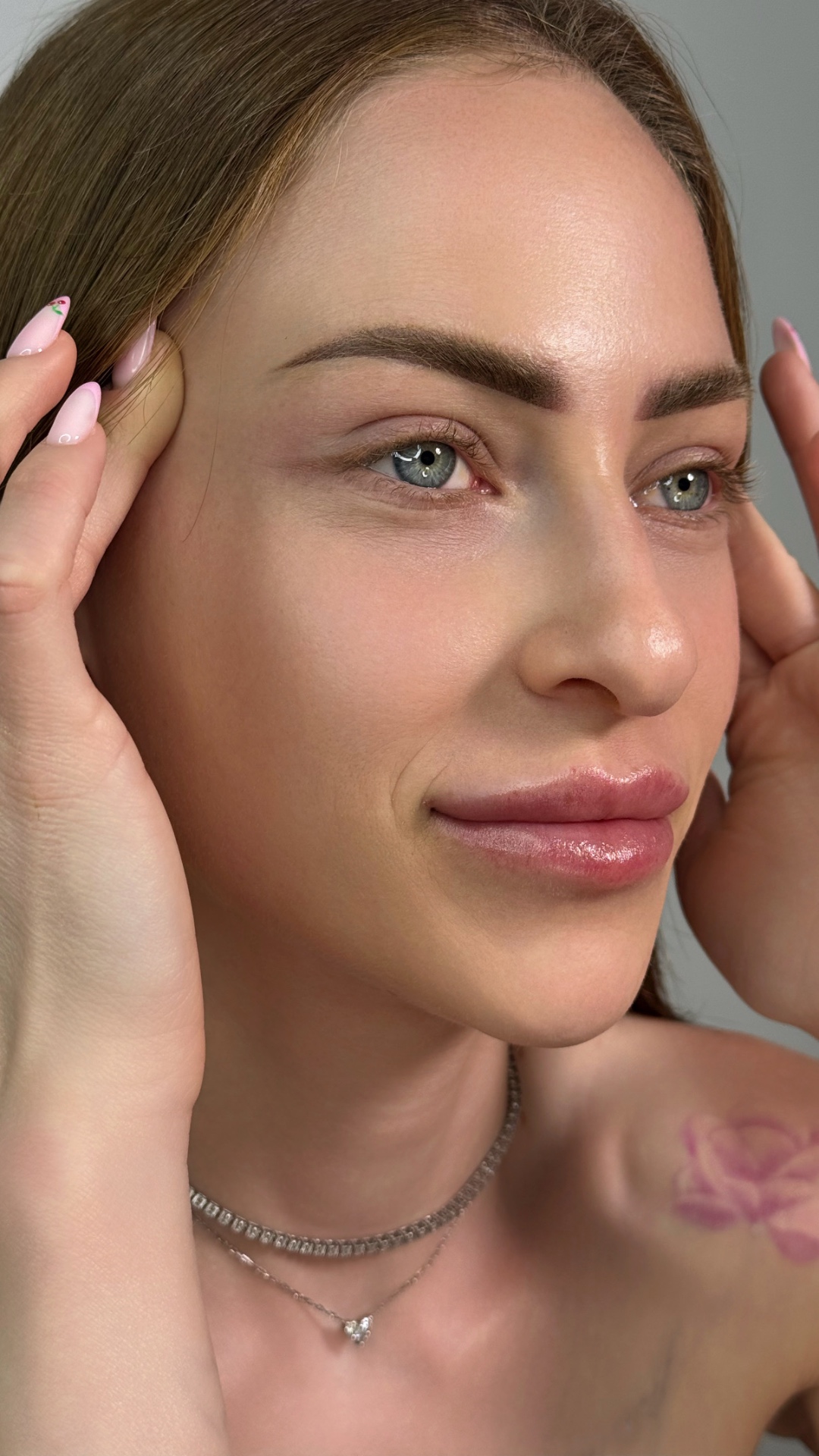עבודת גבות בשיטת Stardust – תמונה 20